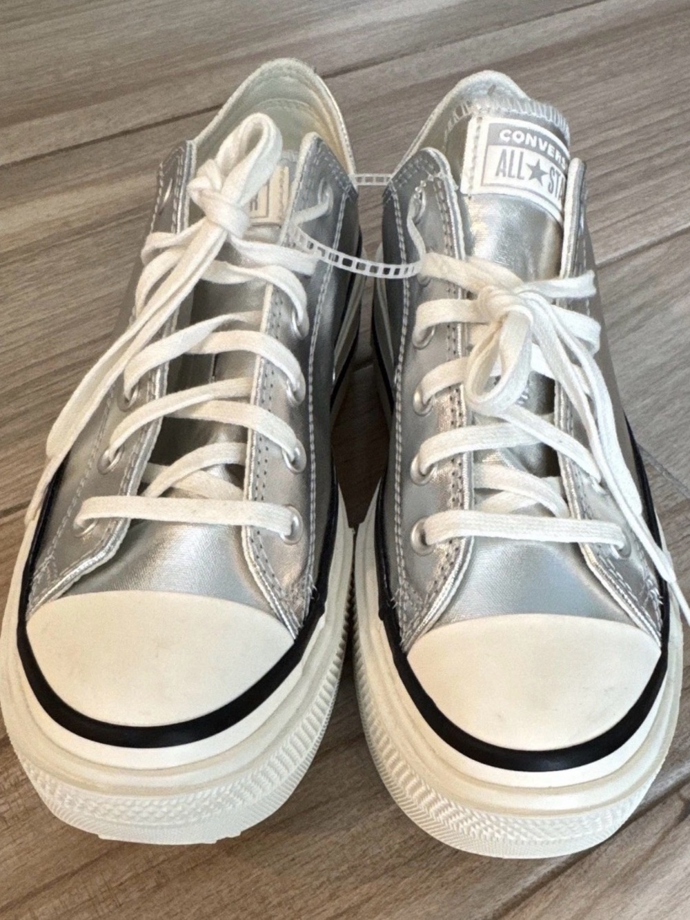 Converse Chuck Taylor All Star Low Top Lace-Up Platform Sneakers  Size 10W/8M